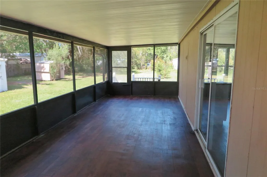 108 Pineshore Drive Satsuma FL 32189