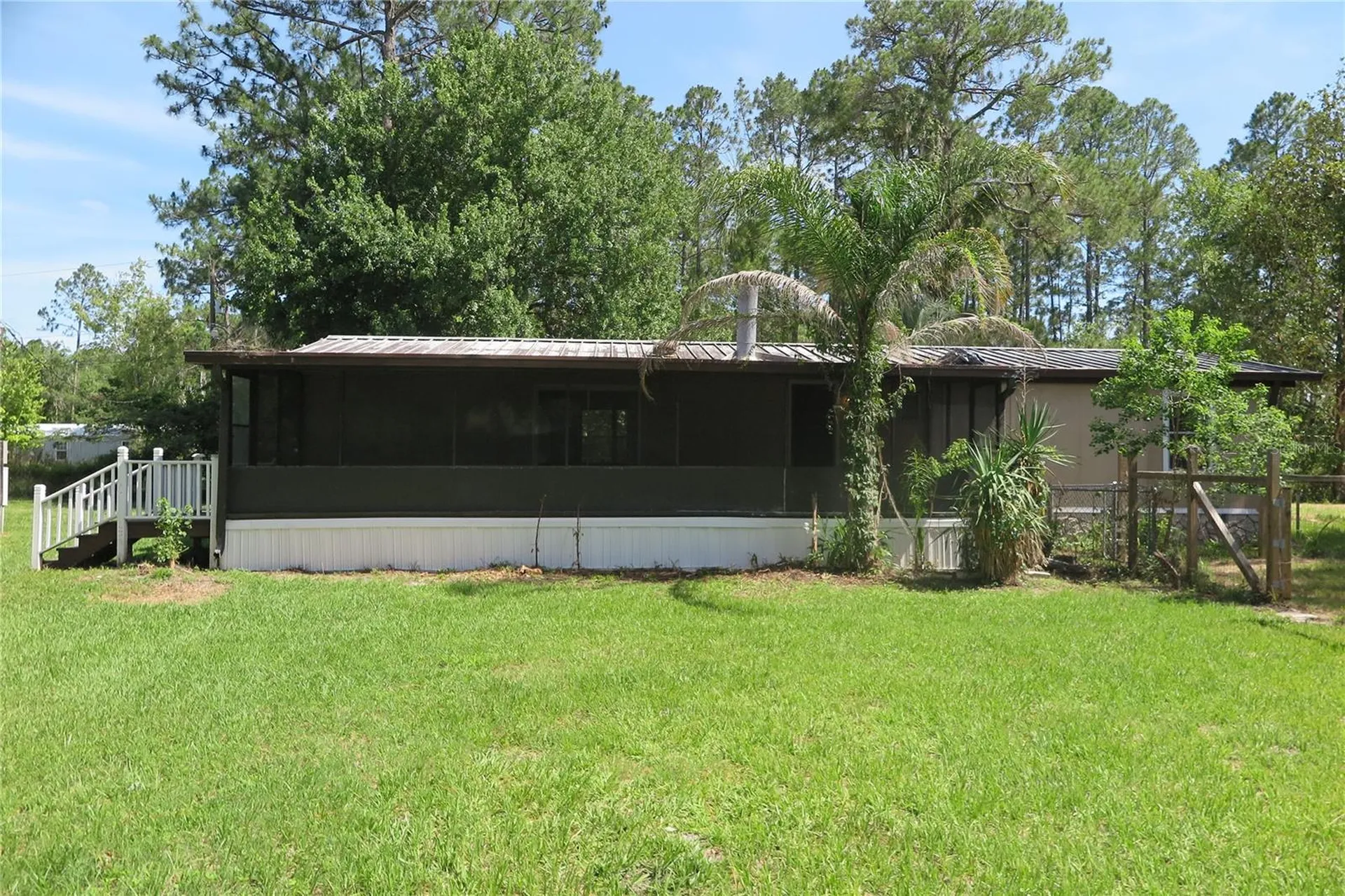 108 Pineshore Drive Satsuma FL 32189