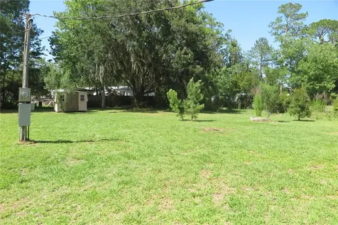 108 Pineshore Drive Satsuma FL 32189