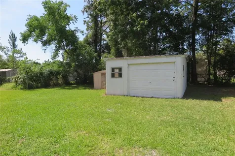 108 Pineshore Drive Satsuma FL 32189
