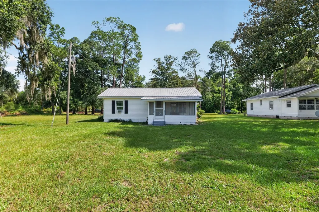 148 Lake Shore Terrace Interlachen FL 32148