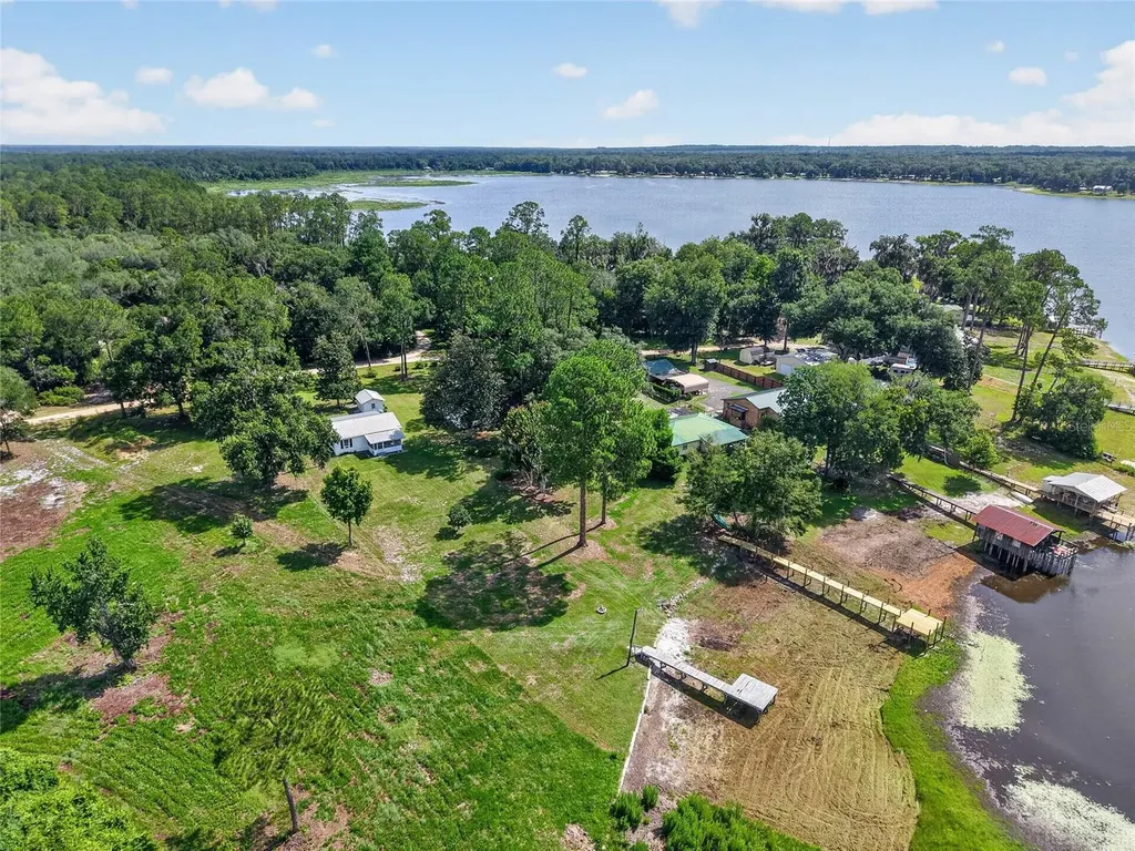 148 Lake Shore Terrace Interlachen FL 32148