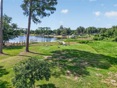148 Lake Shore Terrace Interlachen FL 32148