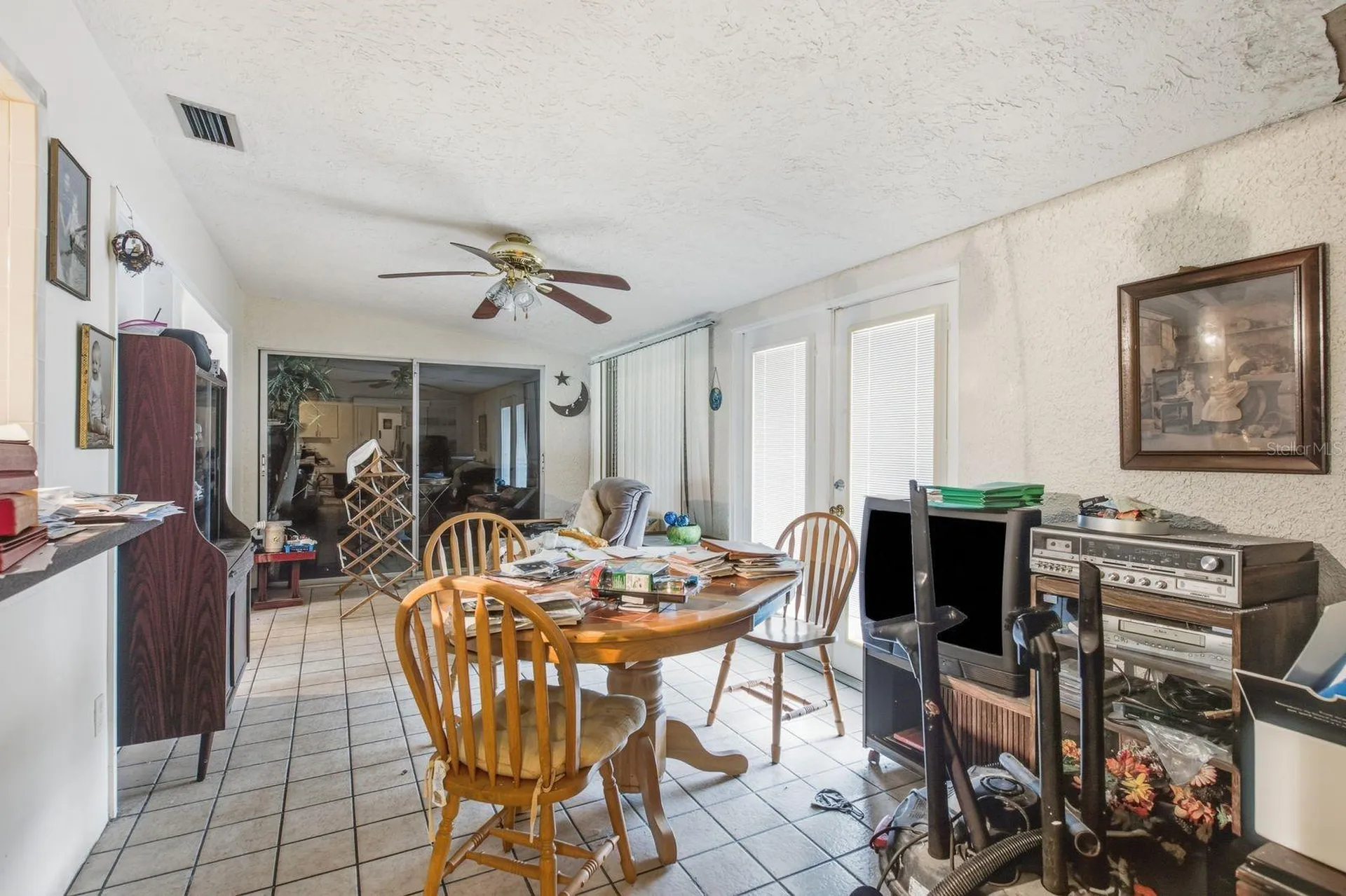 6448 30th Avenue N St Petersburg FL 33710