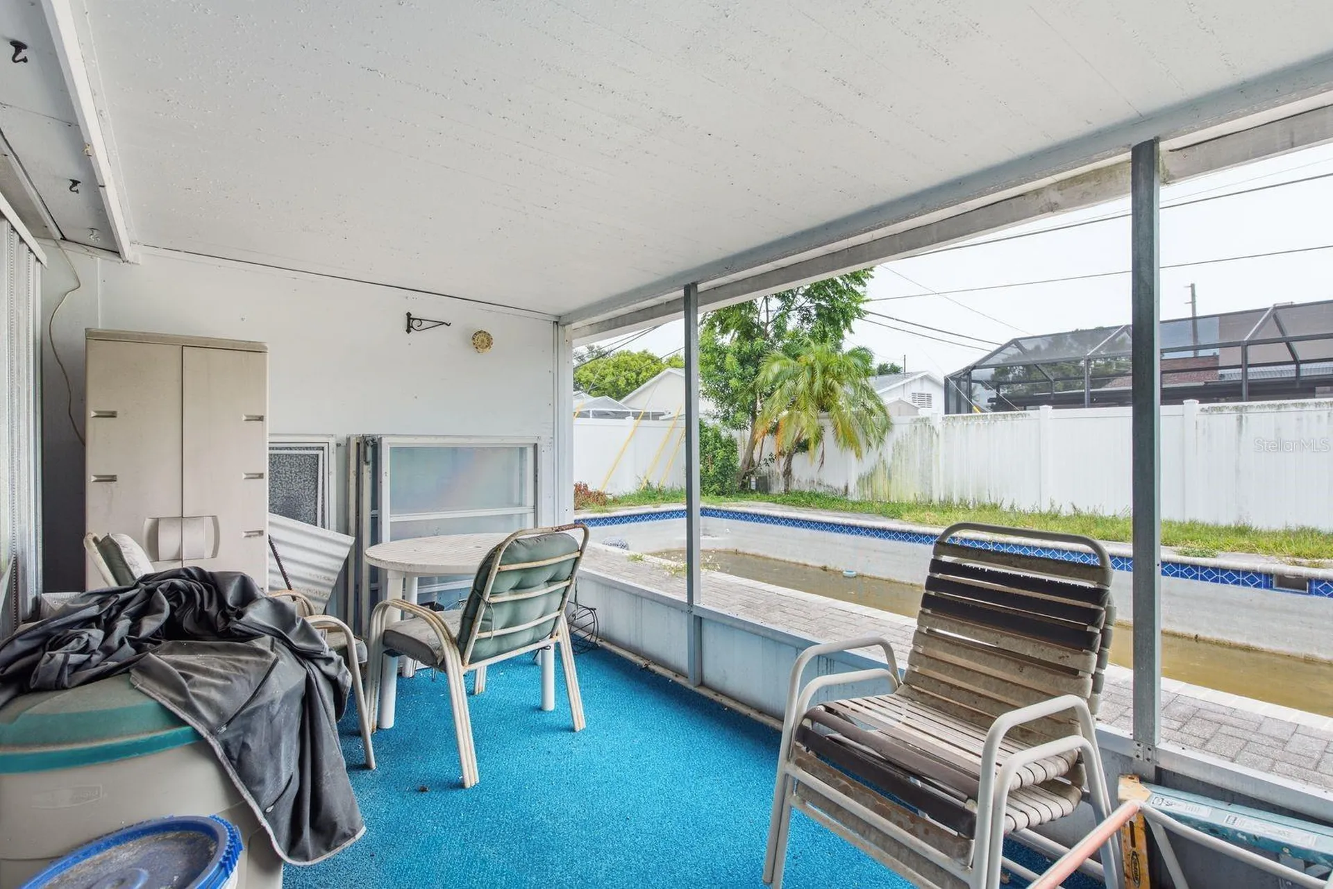 6448 30th Avenue N St Petersburg FL 33710