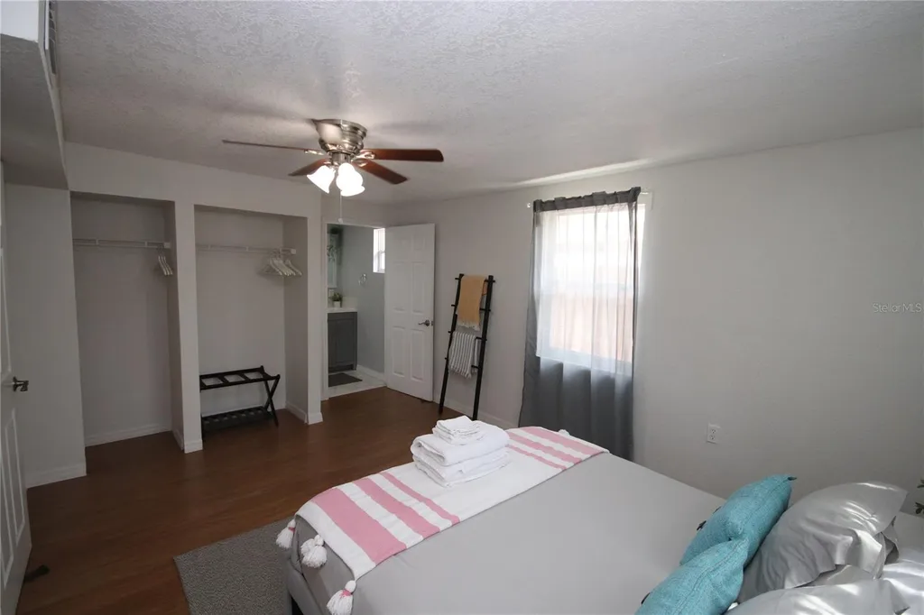 1918 W Walnut Street Tampa FL 33607