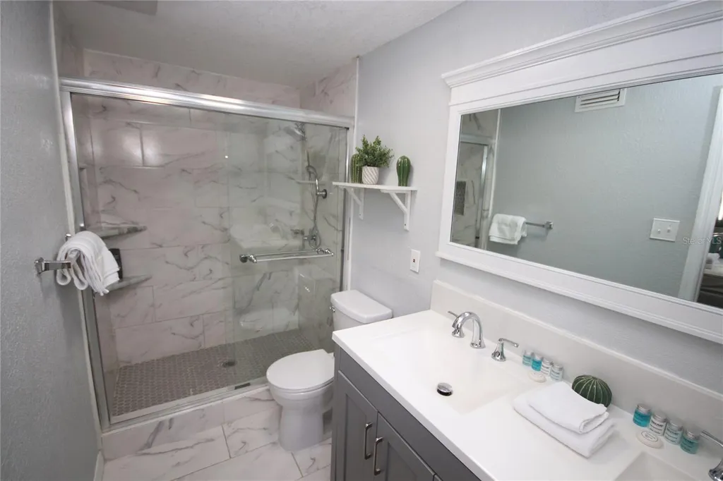 1918 W Walnut Street Tampa FL 33607
