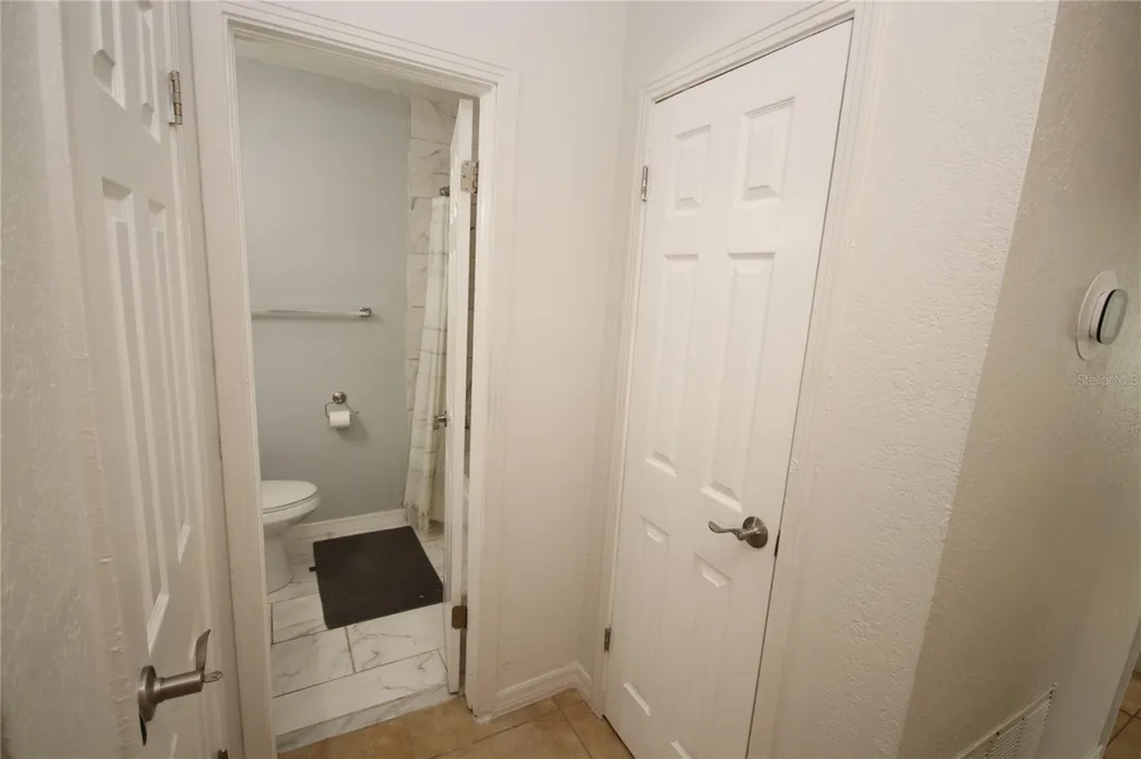 1918 W Walnut Street Tampa FL 33607