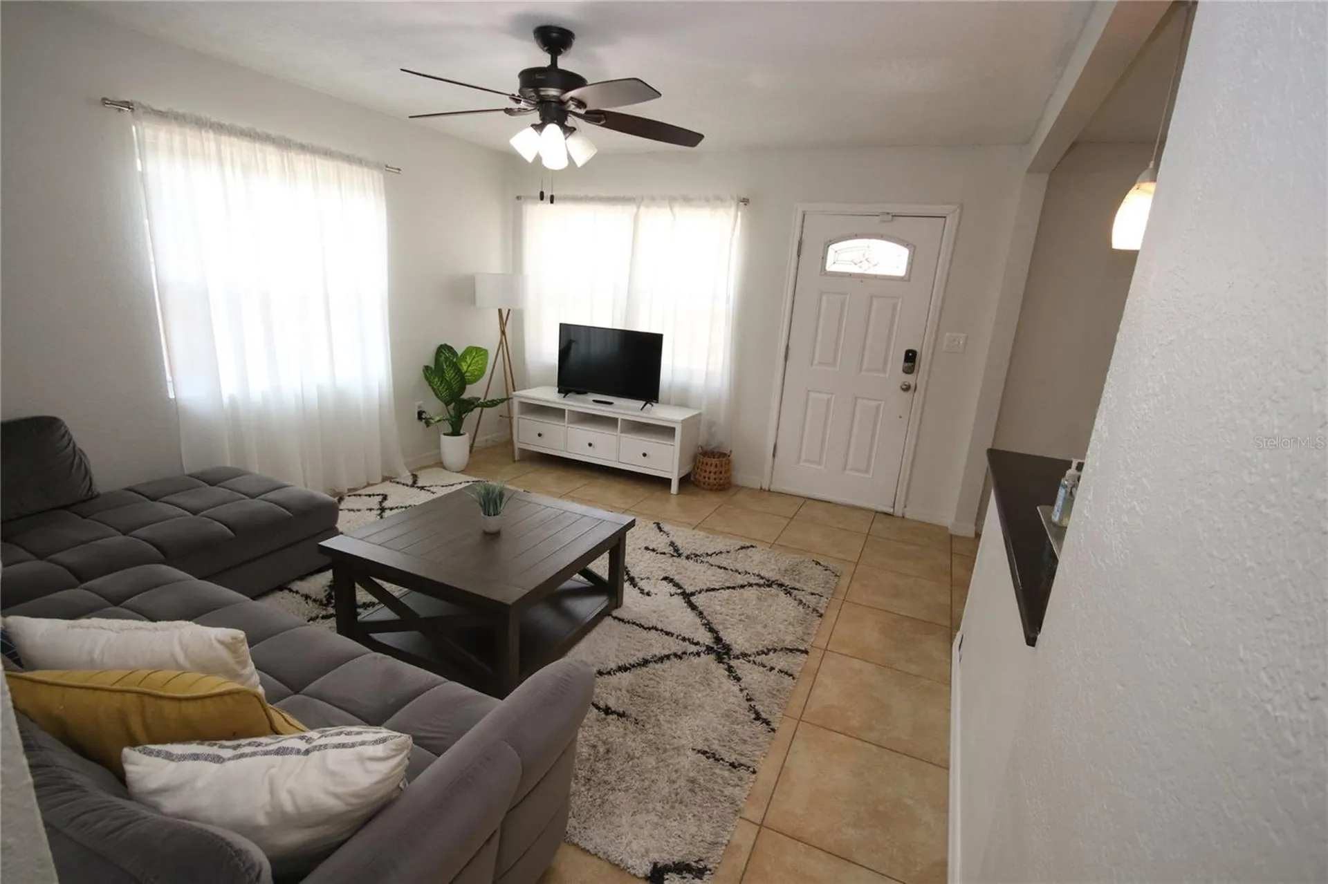 1918 W Walnut Street Tampa FL 33607
