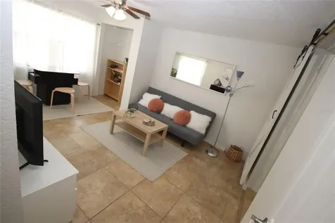 1918 W Walnut Street Tampa FL 33607