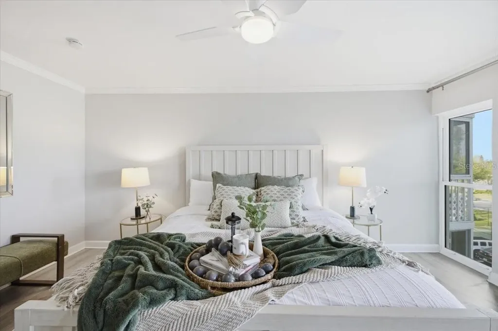 4908 38th Way S St Petersburg FL 33711