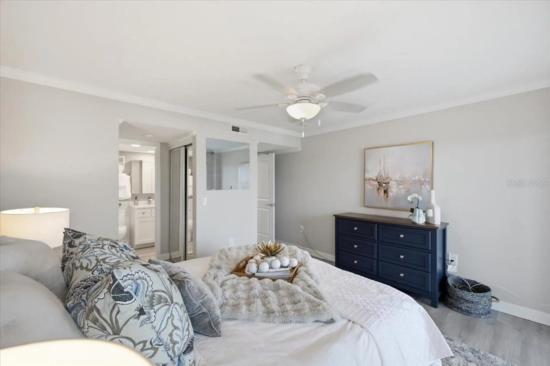 4908 38th Way S St Petersburg FL 33711