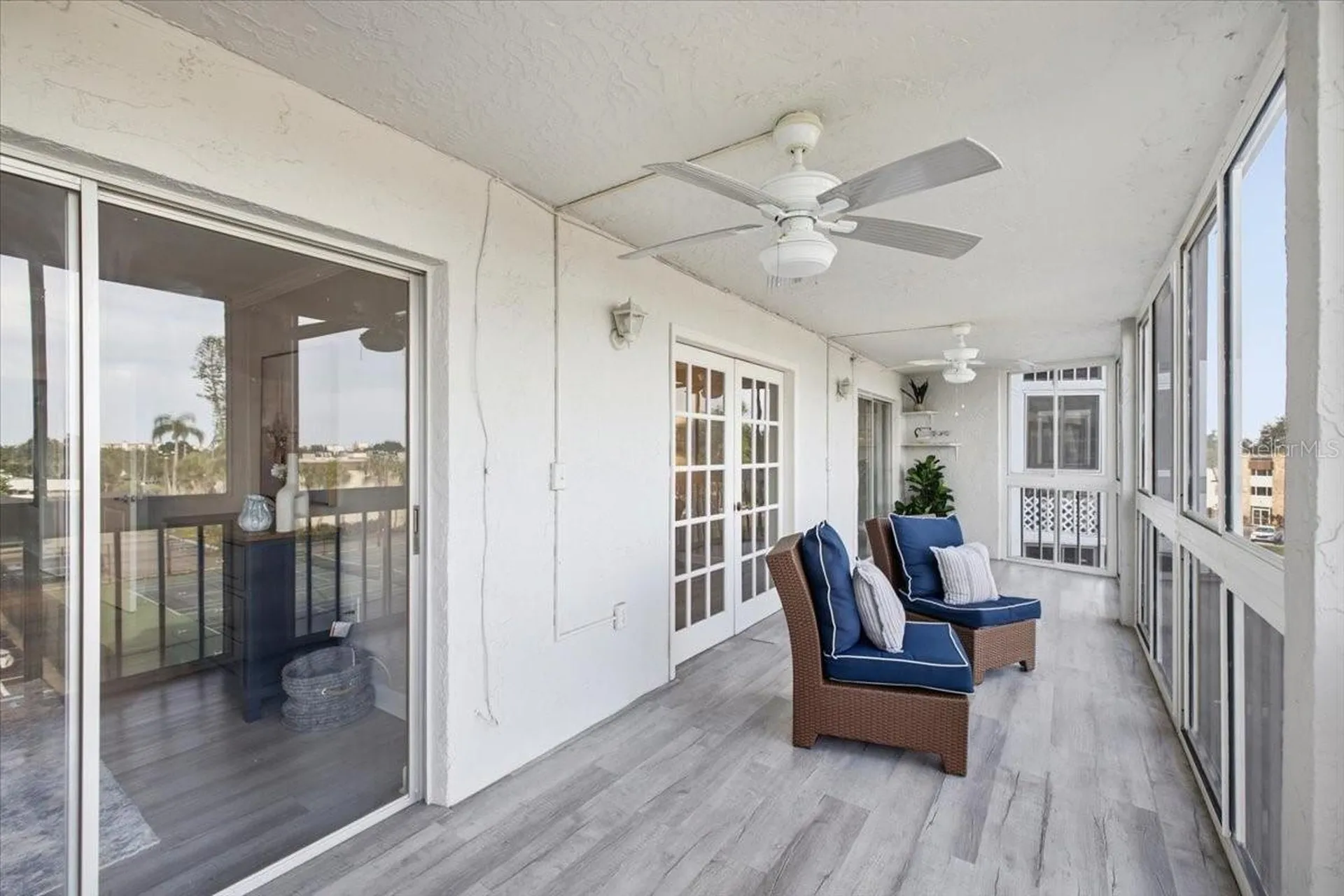 4908 38th Way S St Petersburg FL 33711