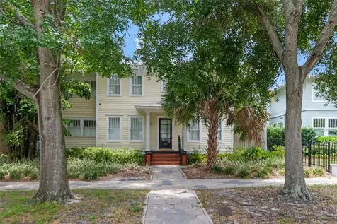 126 8th Avenue NE St Petersburg FL 33701