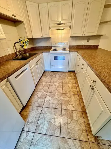 18 Cedar Dunes Drive New Smyrna Beach FL 32169