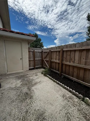 1627 Long Ridge Court Orlando FL 32807