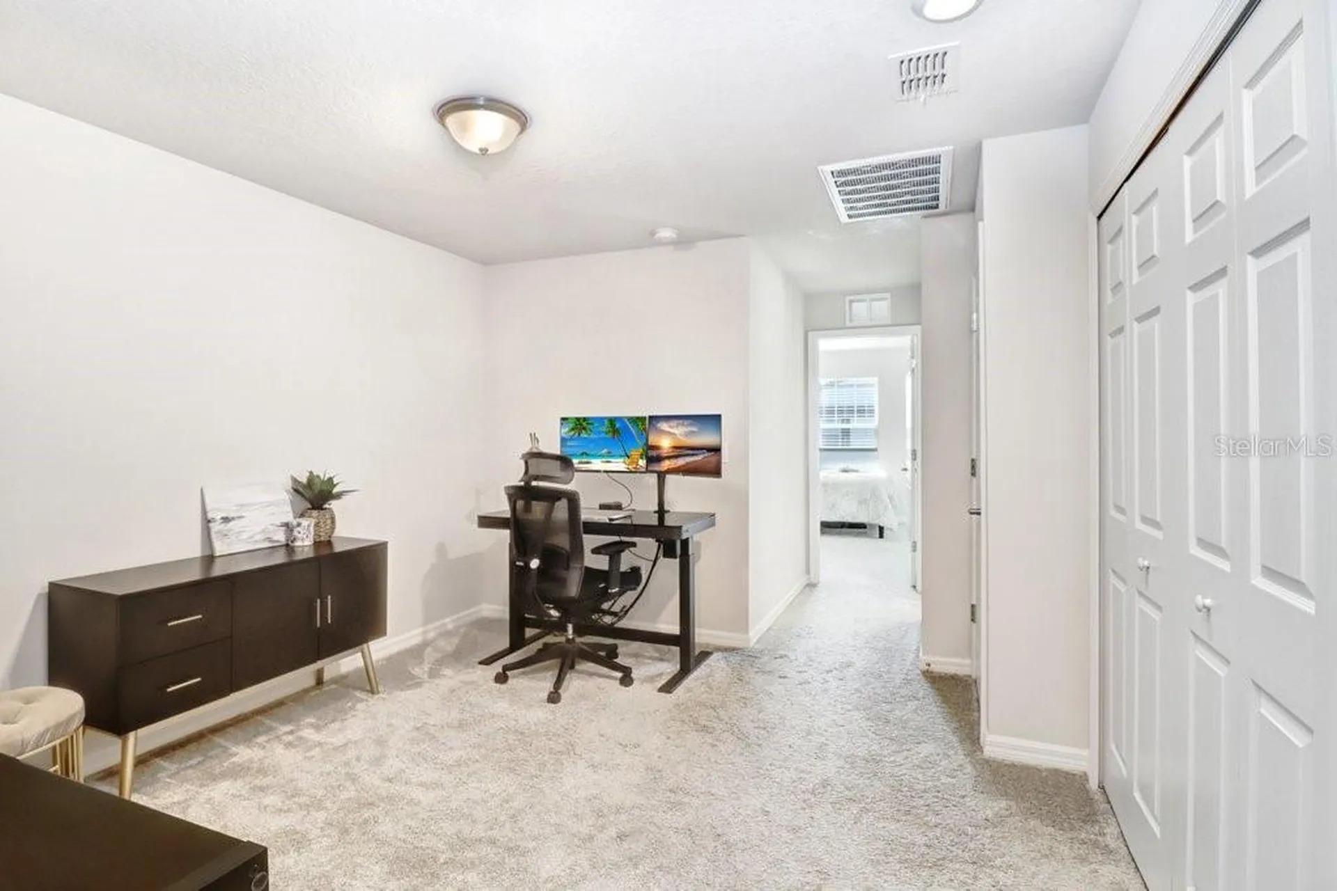 5036 Blue Latan Lane Tampa FL 33610