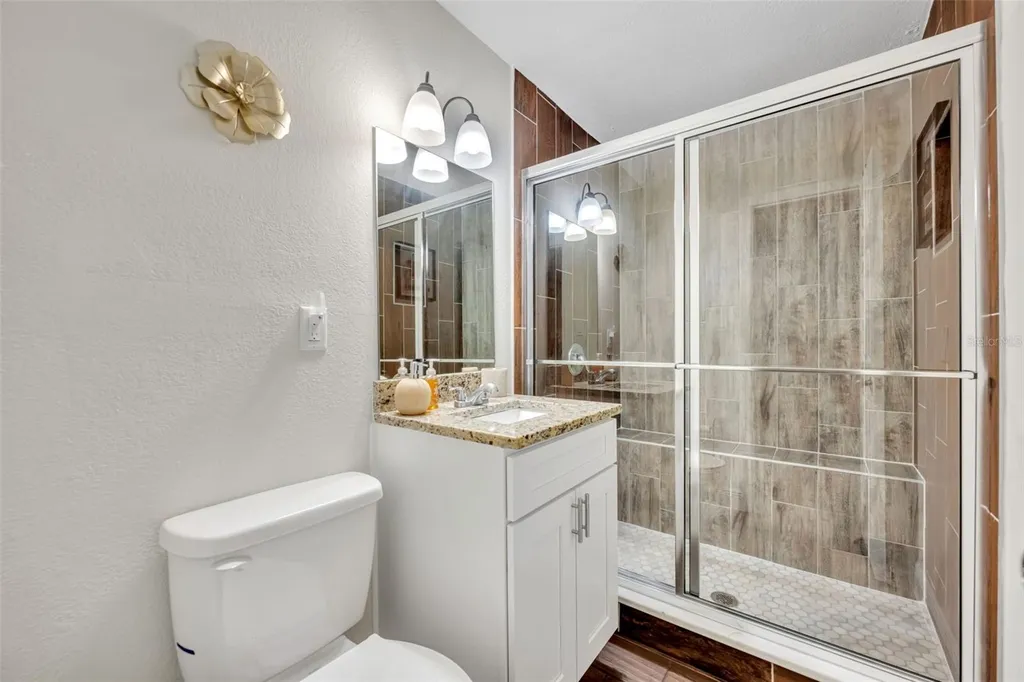 1221 Elinore Drive Orlando FL 32808