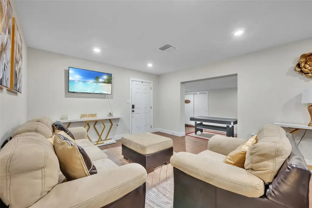 1221 Elinore Drive Orlando FL 32808