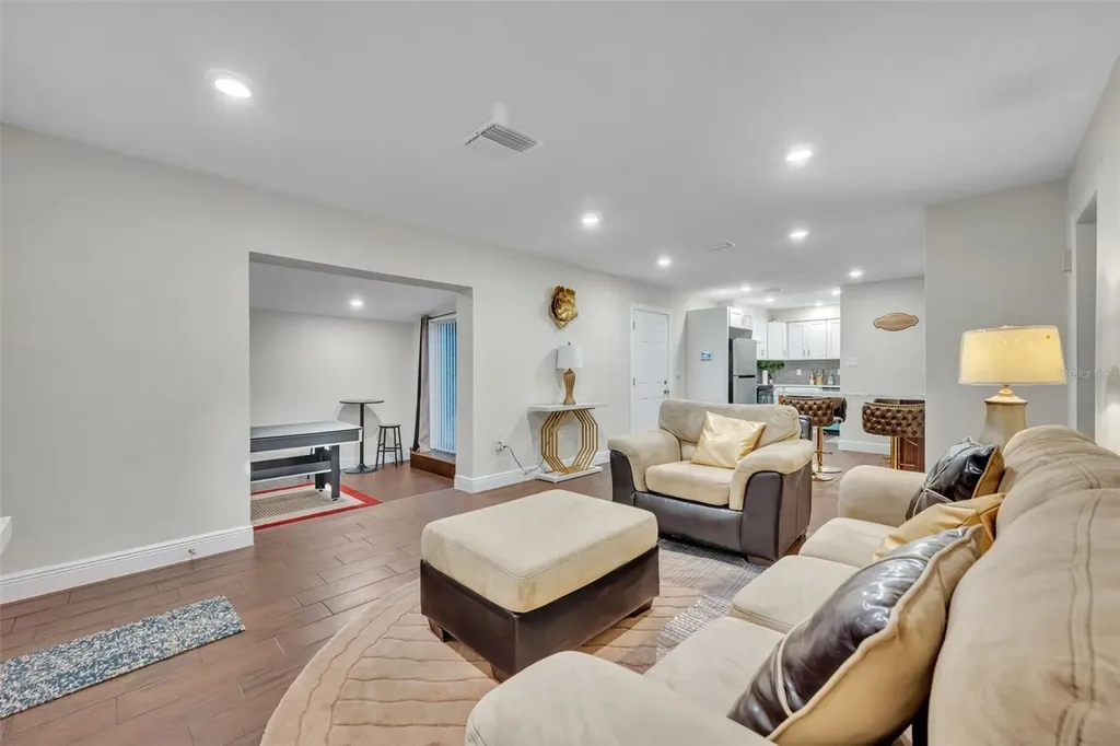 1221 Elinore Drive Orlando FL 32808