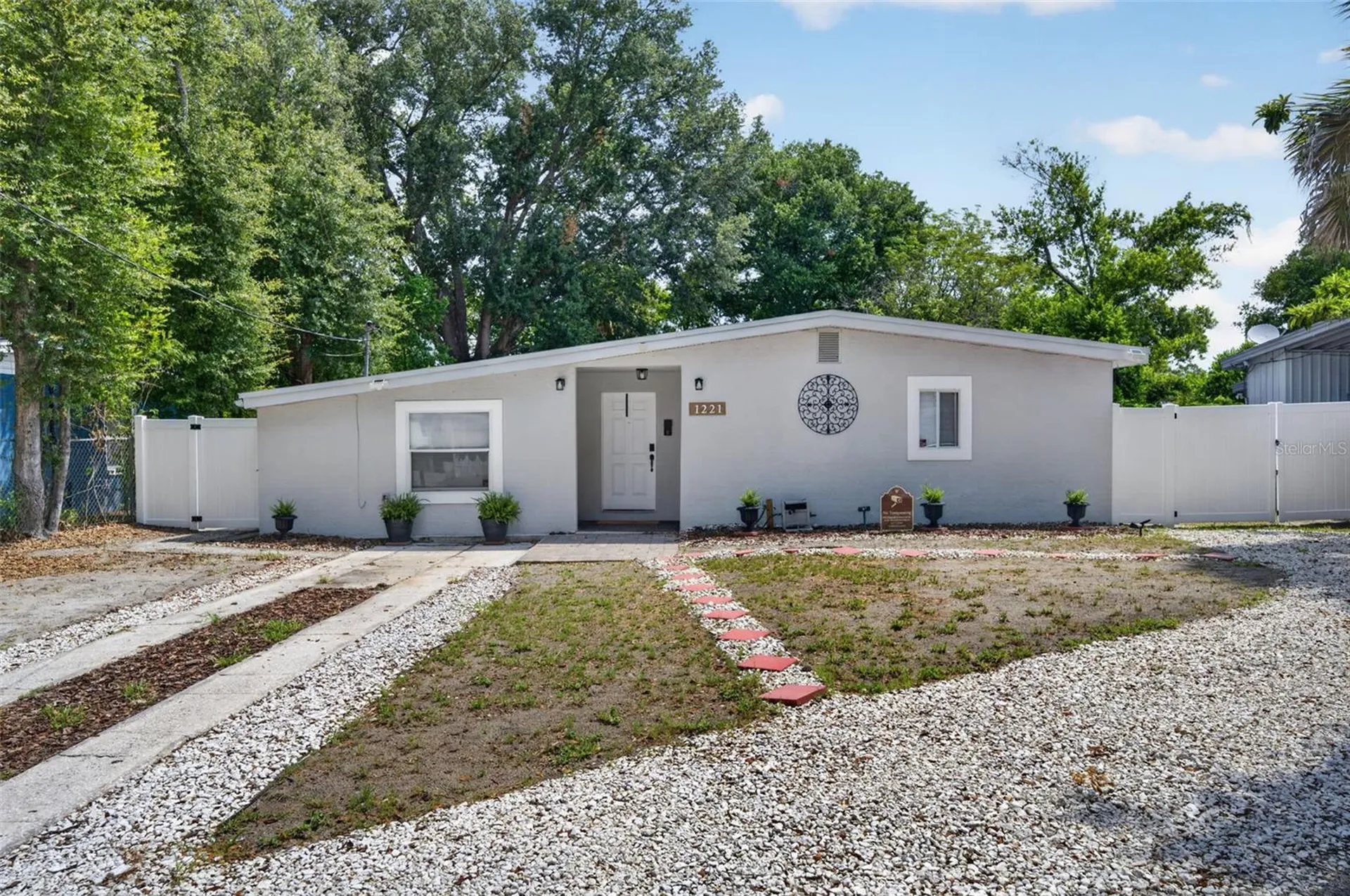1221 Elinore Drive Orlando FL 32808