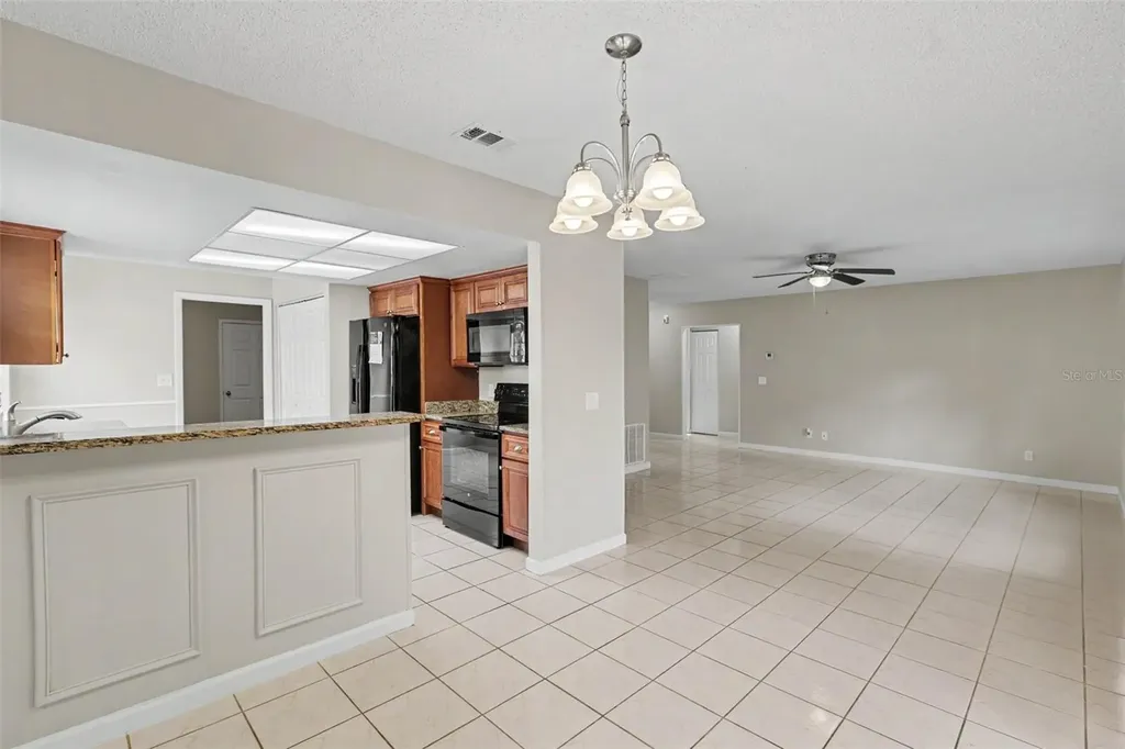 301 Regal Park Drive Valrico FL 33594