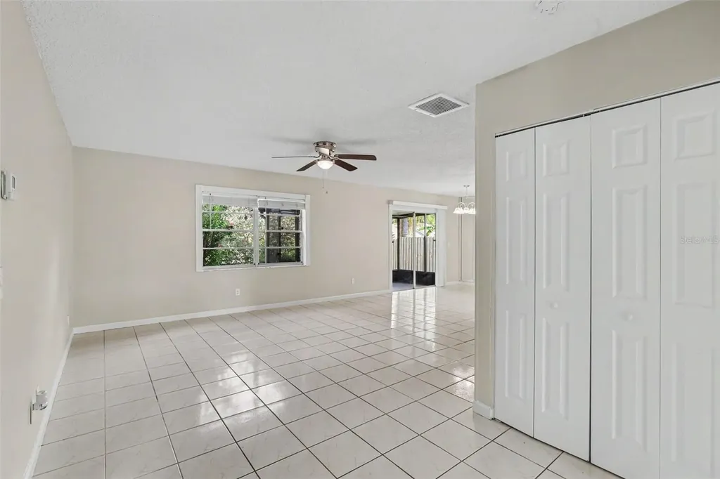 301 Regal Park Drive Valrico FL 33594