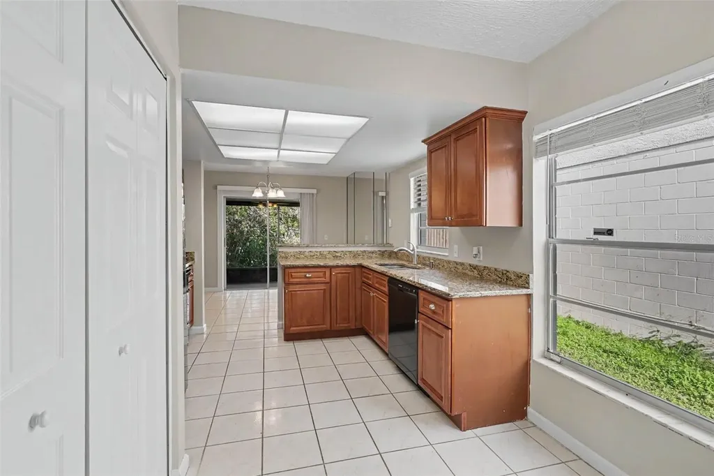 301 Regal Park Drive Valrico FL 33594