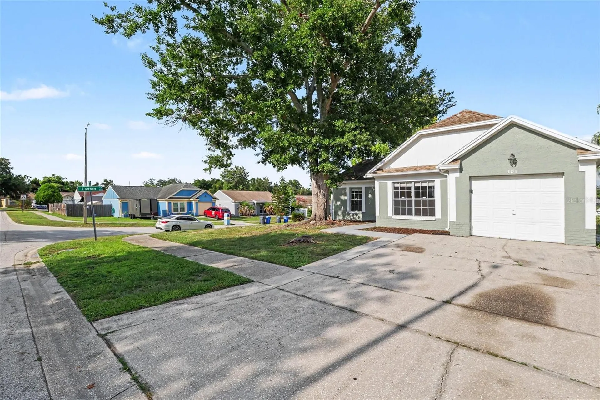 301 Regal Park Drive Valrico FL 33594
