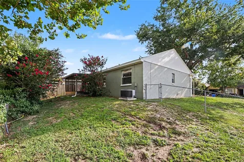 301 Regal Park Drive Valrico FL 33594