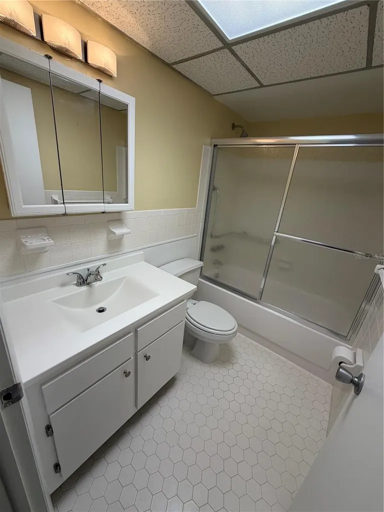 8402 111th Street Seminole FL 33772