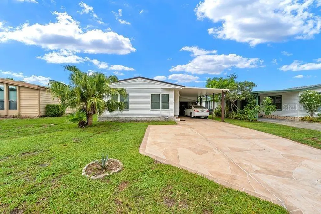 9001 Sheldon West Drive Tampa FL 33626