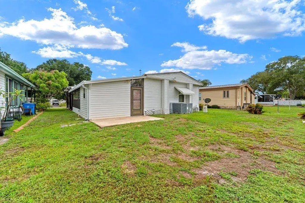 9001 Sheldon West Drive Tampa FL 33626