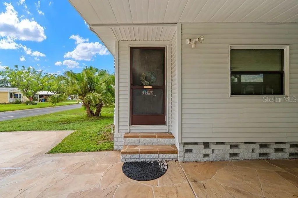9001 Sheldon West Drive Tampa FL 33626