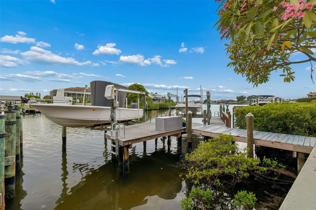 820 Symphony Isles Boulevard Apollo Beach FL 33572