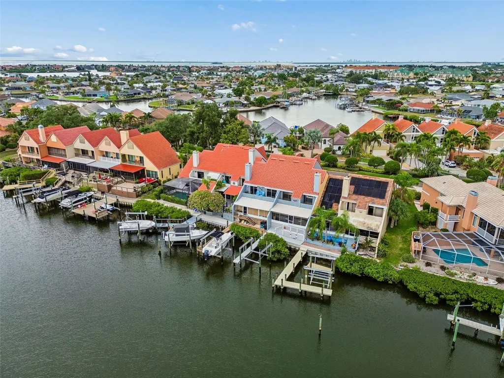 820 Symphony Isles Boulevard Apollo Beach FL 33572