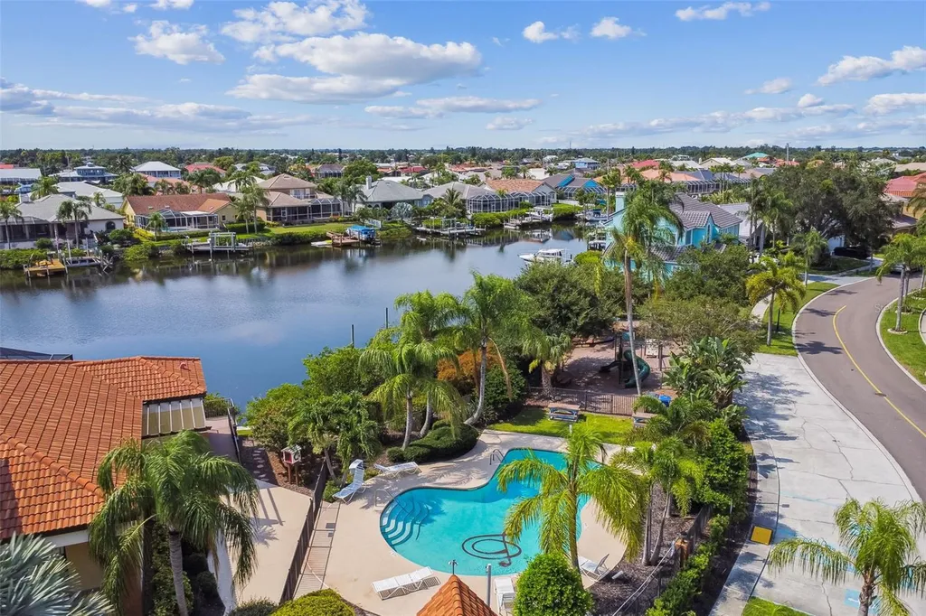 820 Symphony Isles Boulevard Apollo Beach FL 33572