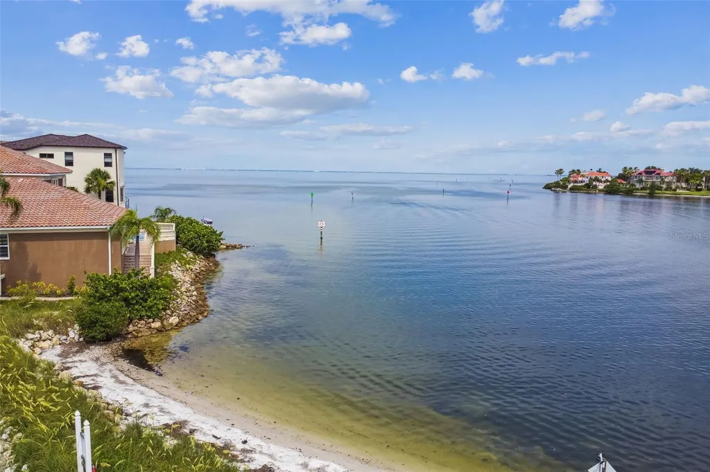 820 Symphony Isles Boulevard Apollo Beach FL 33572