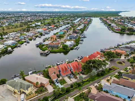 820 Symphony Isles Boulevard Apollo Beach FL 33572