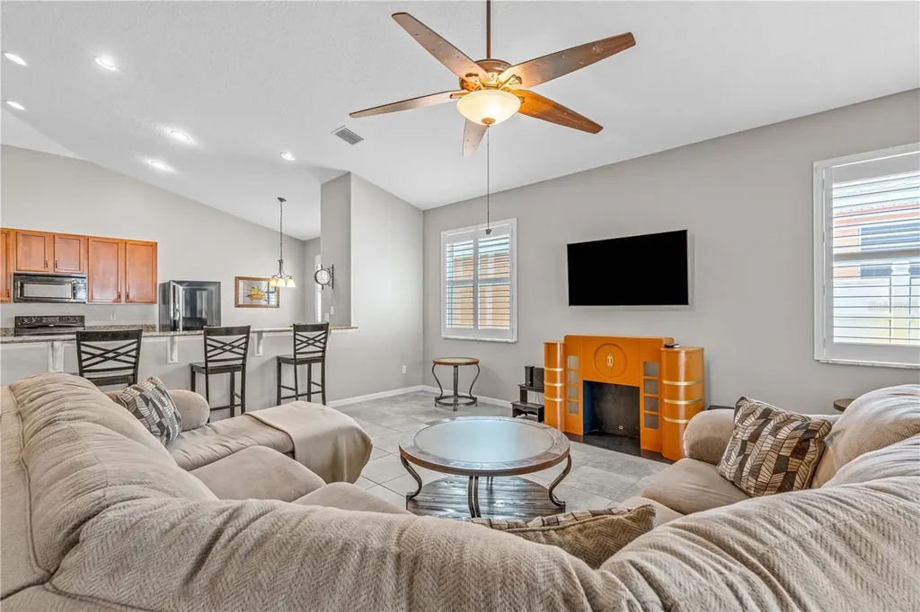 511 Safe Harbor Drive Edgewater FL 32141