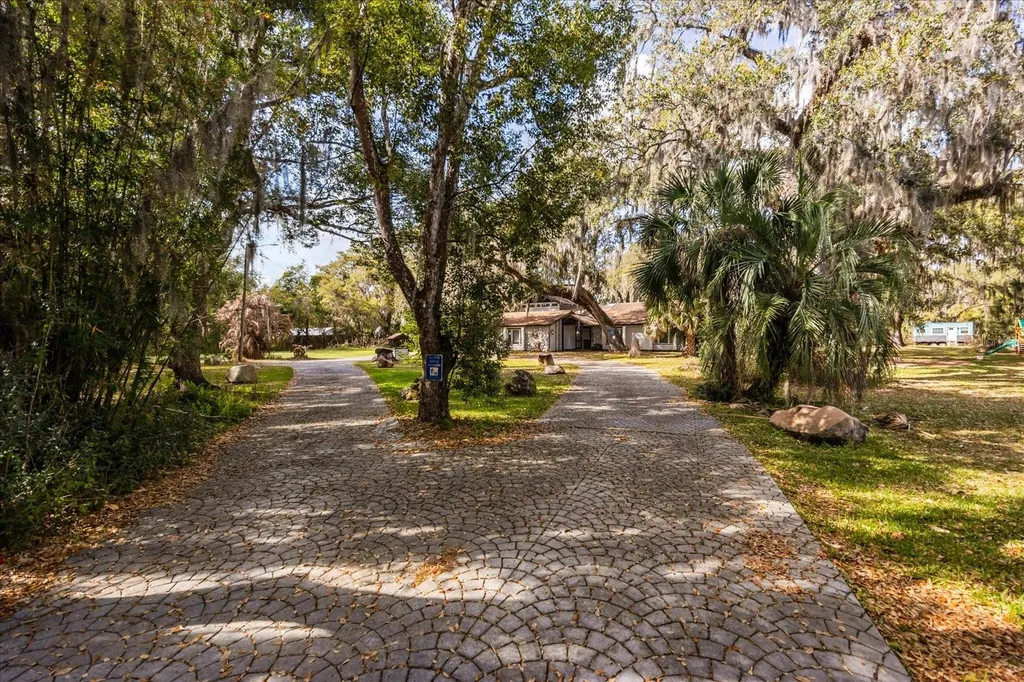 1775 Harbor Road Kissimmee FL 34746