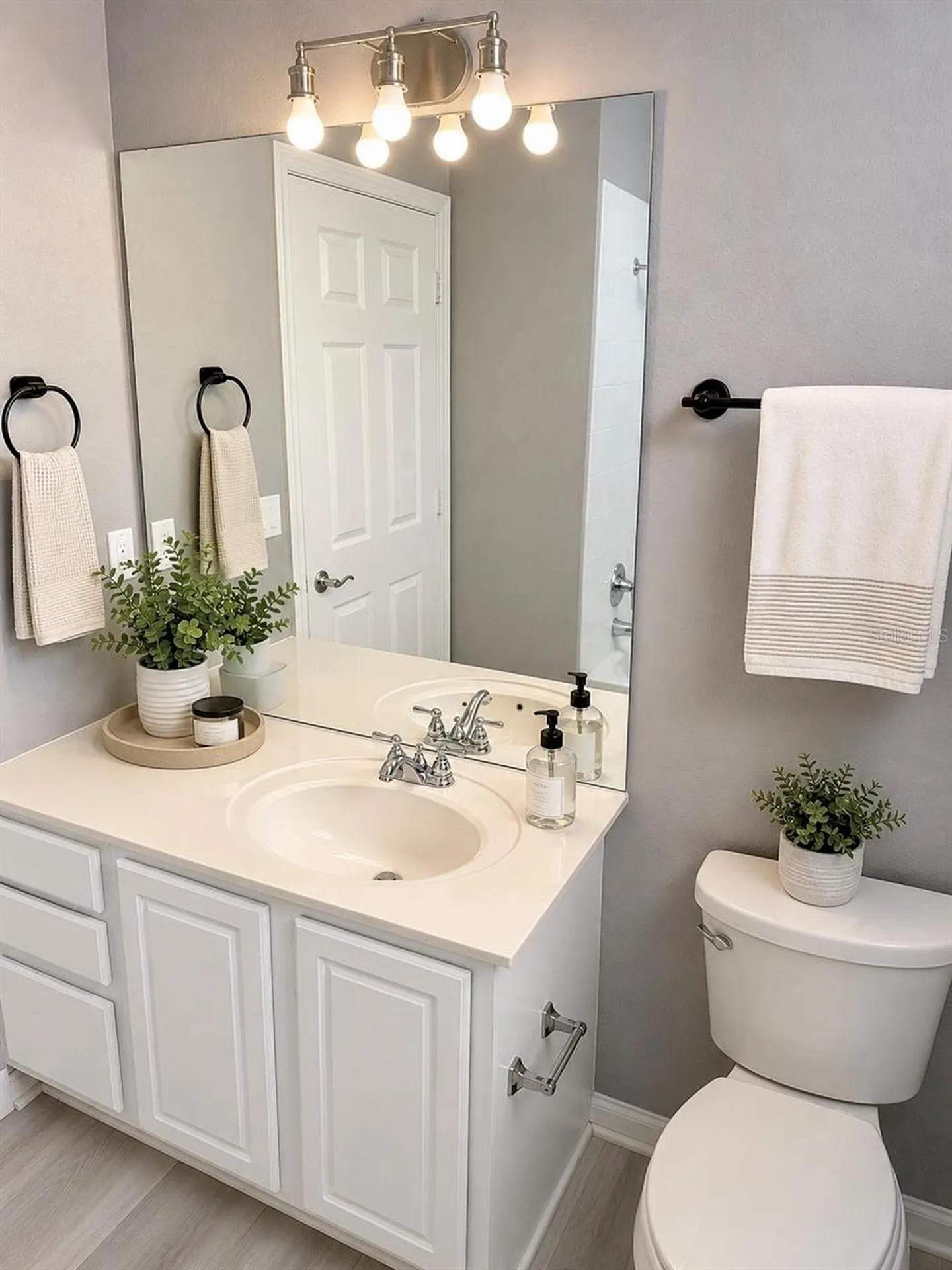 3332 Robert Trent Jones Drive Orlando FL 32835