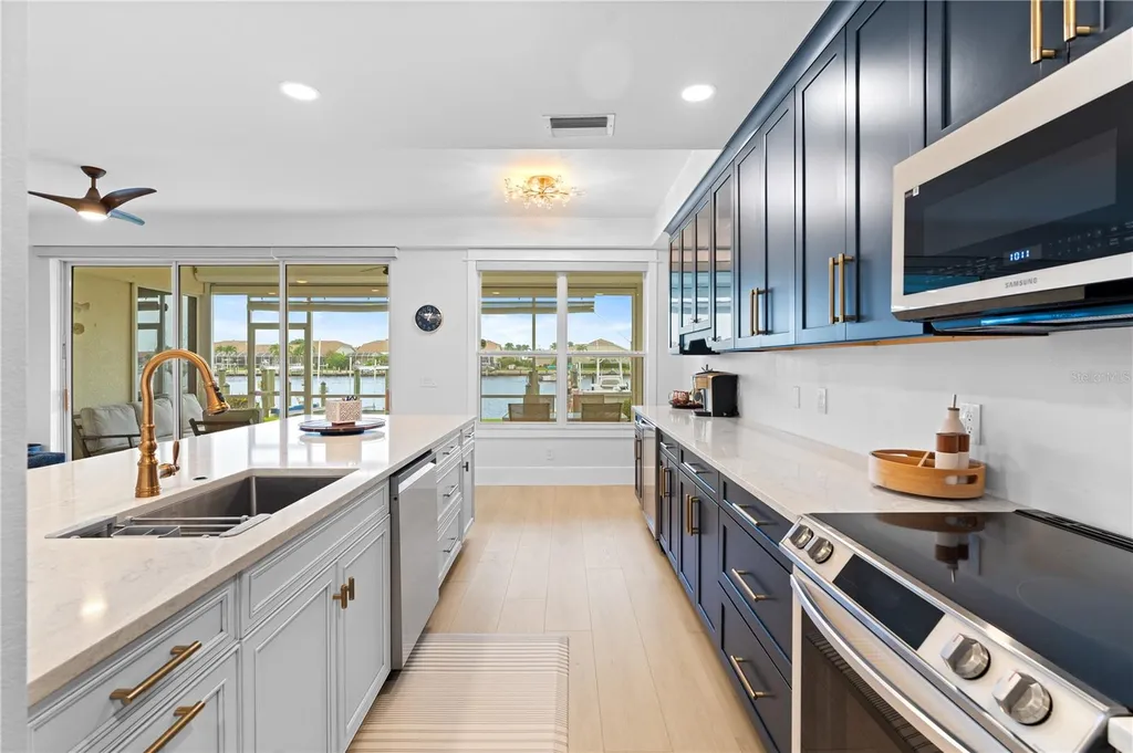 380 Stella Maris Drive N Naples FL 34114