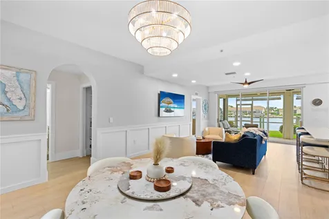 380 Stella Maris Drive N Naples FL 34114