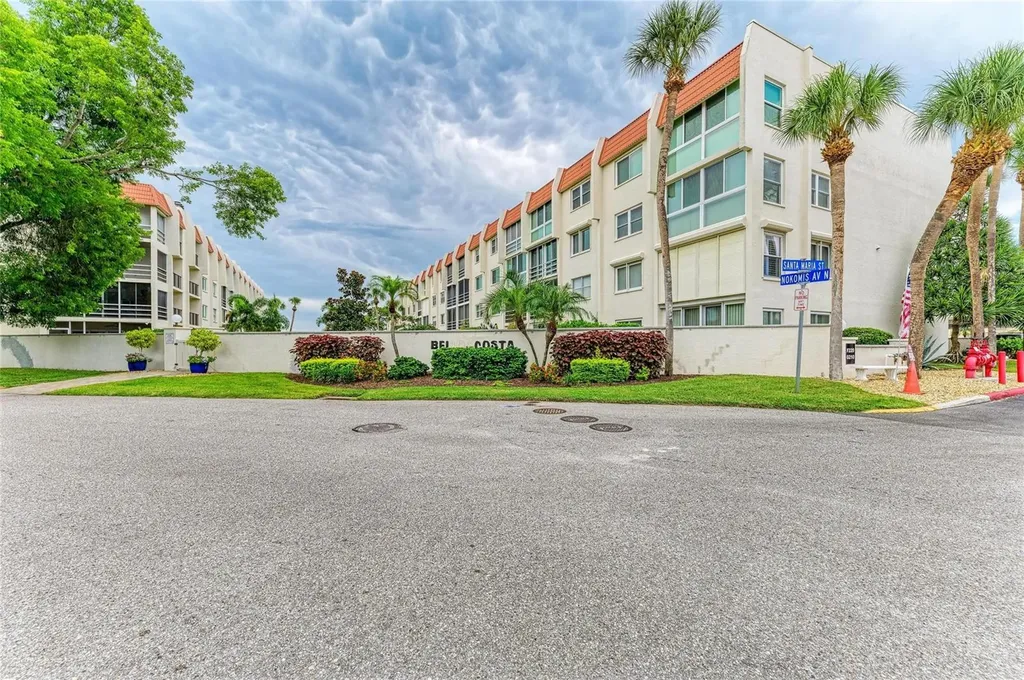 220 Santa Maria Street Venice FL 34285