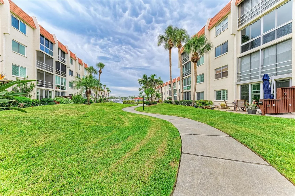 220 Santa Maria Street Venice FL 34285