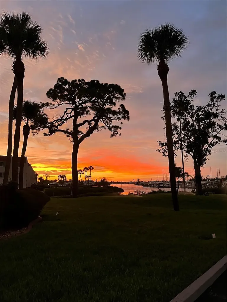 220 Santa Maria Street Venice FL 34285