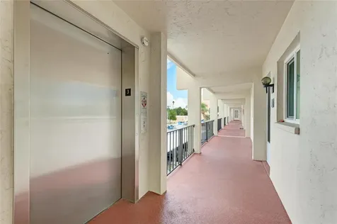 220 Santa Maria Street Venice FL 34285