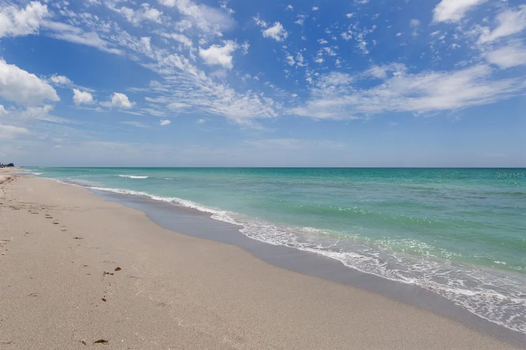 21004 Isola Bella Circle Venice FL 34292