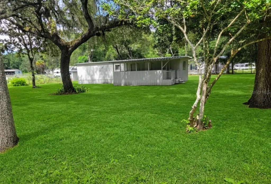 17855 SE 15th Court Summerfield FL 34491